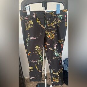 Worthington Black Floral Ankle Pants